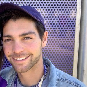 Meet your Posher, Eli